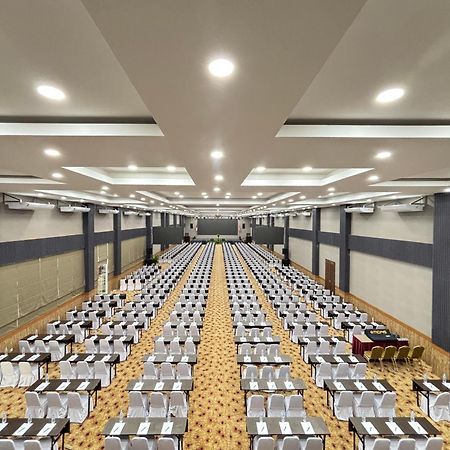 Vega Prime Hotel & Convention Соронг Екстериор снимка