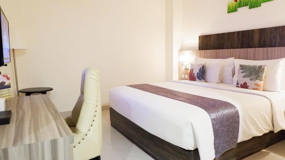 Vega Prime Hotel & Convention Соронг Екстериор снимка