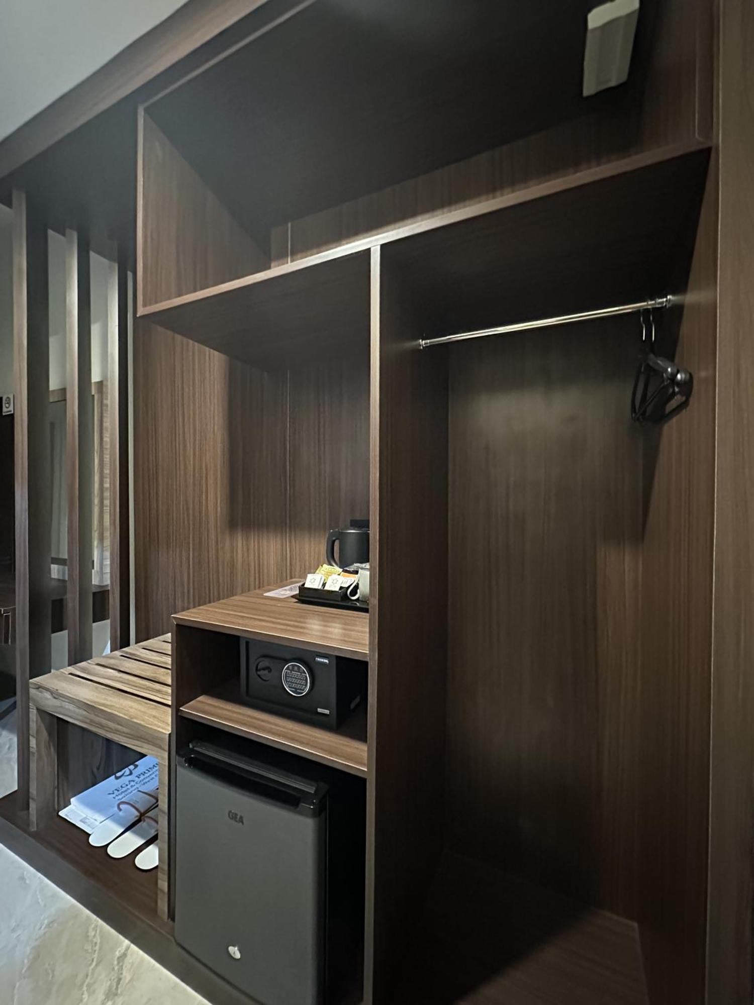 Vega Prime Hotel & Convention Соронг Екстериор снимка