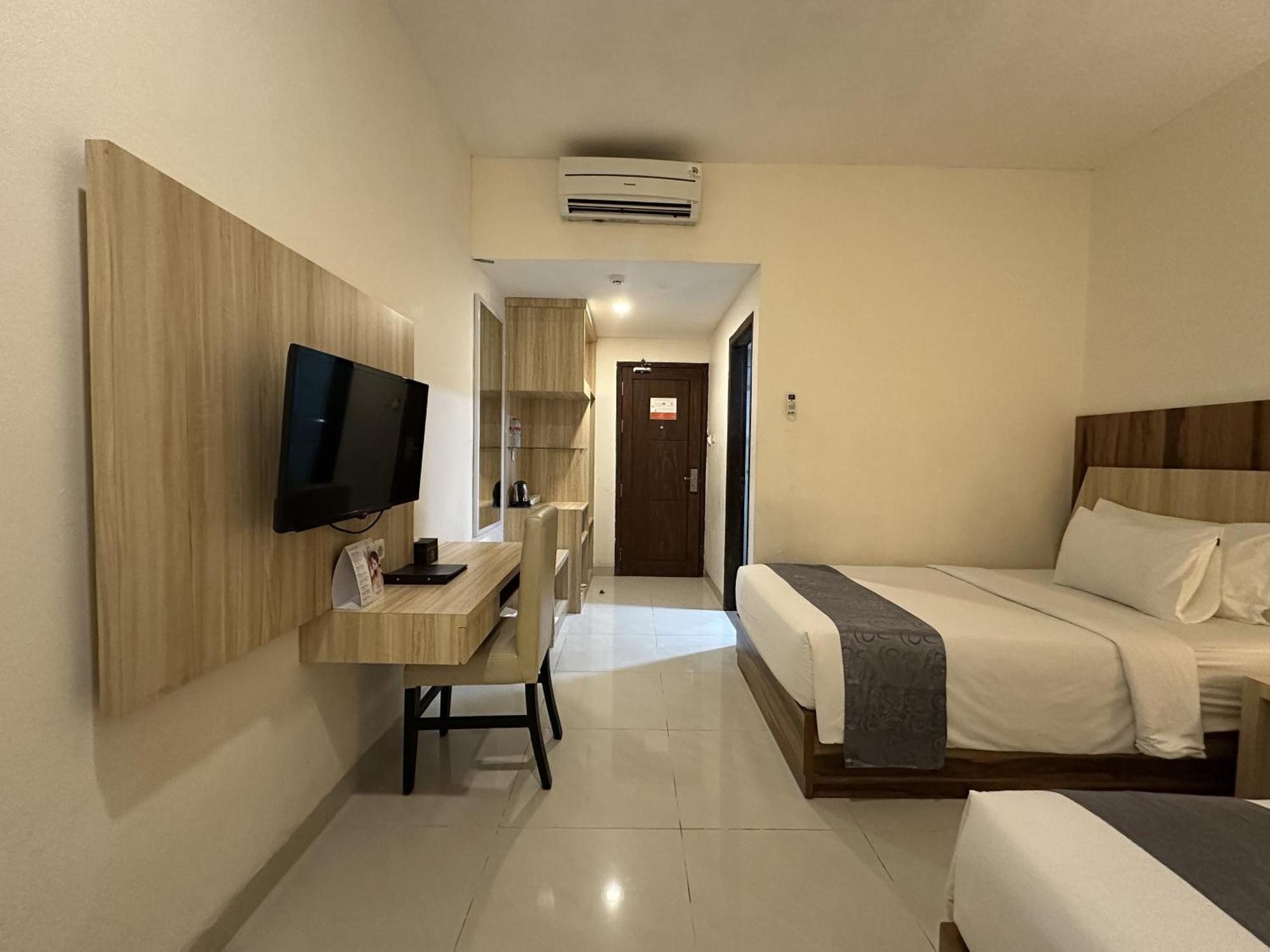 Vega Prime Hotel & Convention Соронг Стая снимка