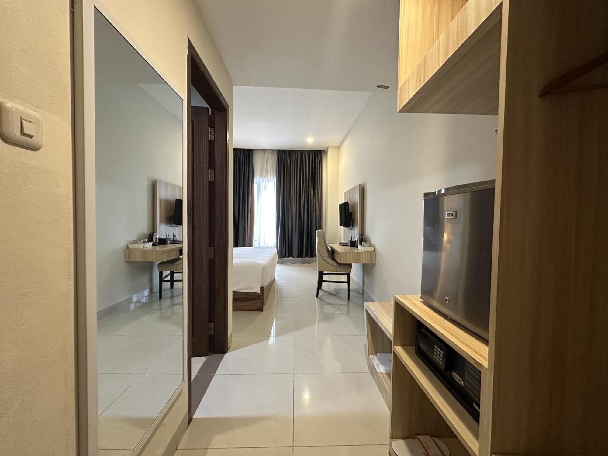 Vega Prime Hotel & Convention Соронг Стая снимка