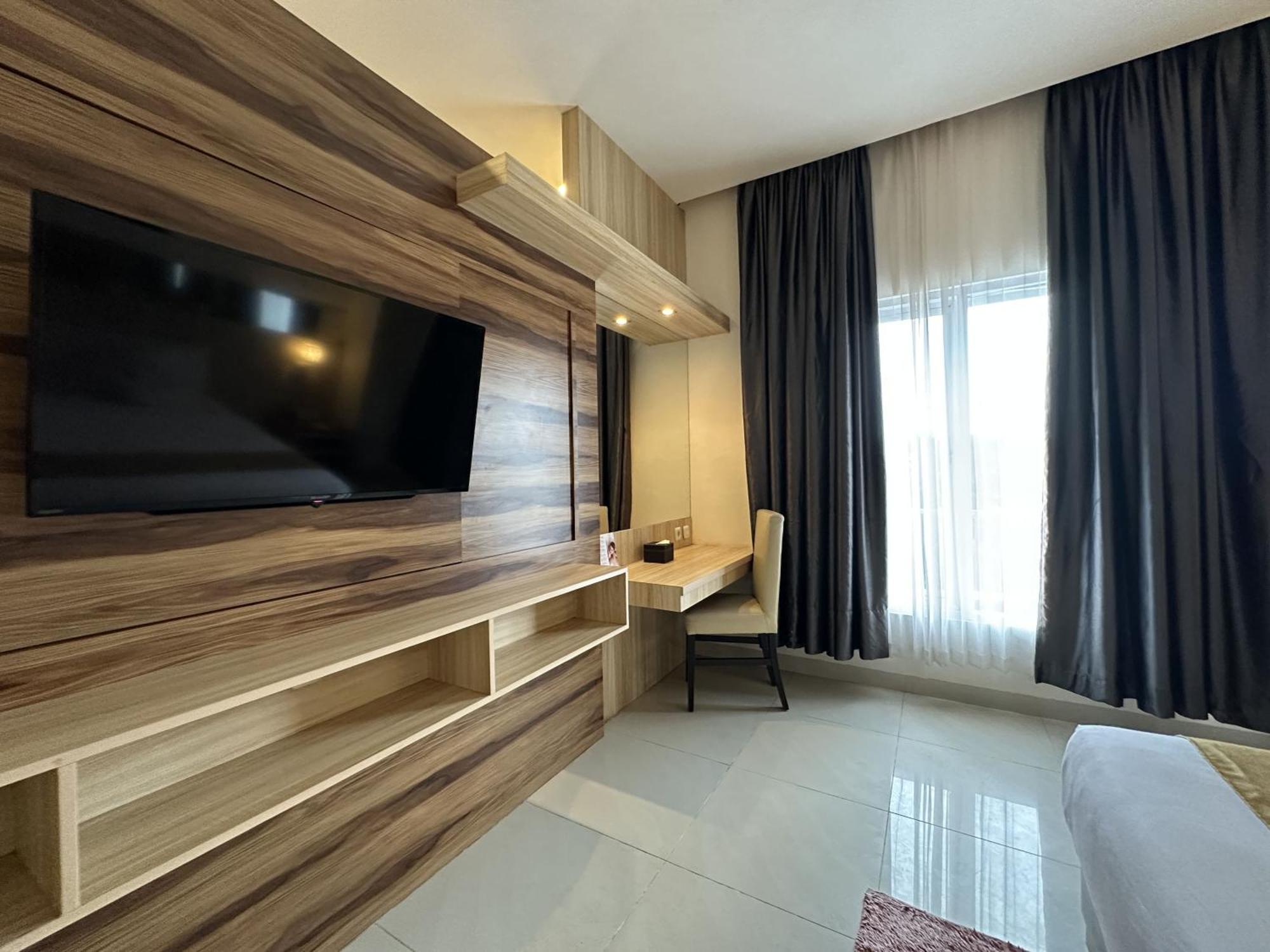 Vega Prime Hotel & Convention Соронг Стая снимка